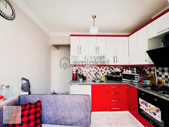 Ersü'den Yeşilyurt Merkezde Arakat 3+1 120m2 Doğalgazlı Ferah 1