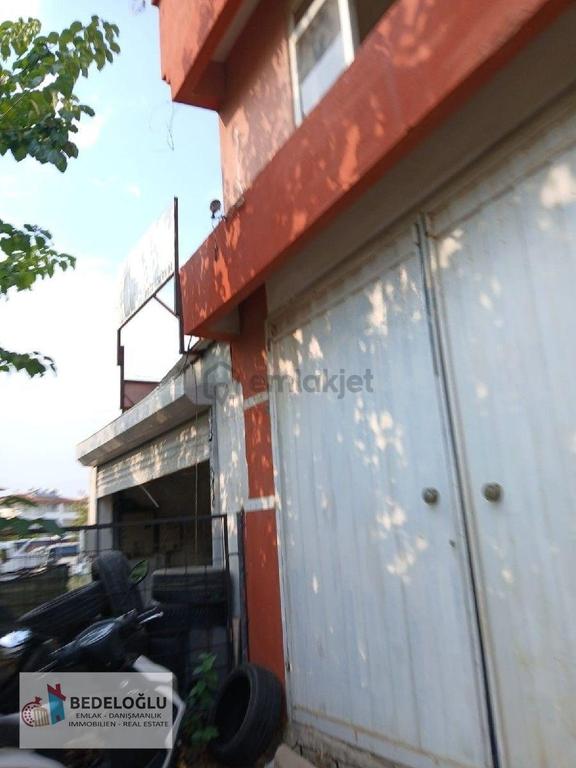 Doğu Garajı Çevresinde Park Sorunu Olmayan Wc Li Demir Kapılı Vitrinli Dükkan 2