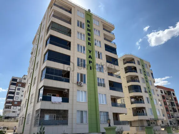 Kiralık 3+1 Lüx Arakat 1