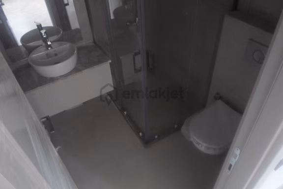 Mersin Mezitli Soli Center Civ 2+1 Site Havz Jenrtr 1 Yaşında 2