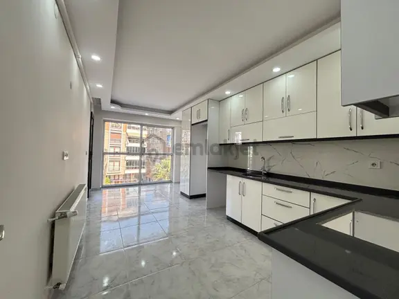 Gökçepınar Cad Üzerinde 3+1 Satılık Daire 1