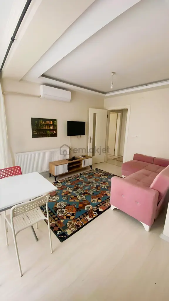 Güzelhisarda Full Eşyalı 2+1 Ara Kat Kiralık Daire 2