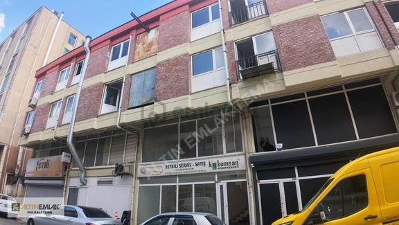 İkitelli'de Kiralık 4 Katlı İş Yeri: 160m², Triko Center'da! 1