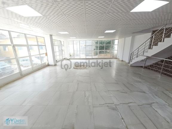 Bayramyeri'nde 3 Katlı Acil Satılık Fırsat İş Yeri - 600m² 2
