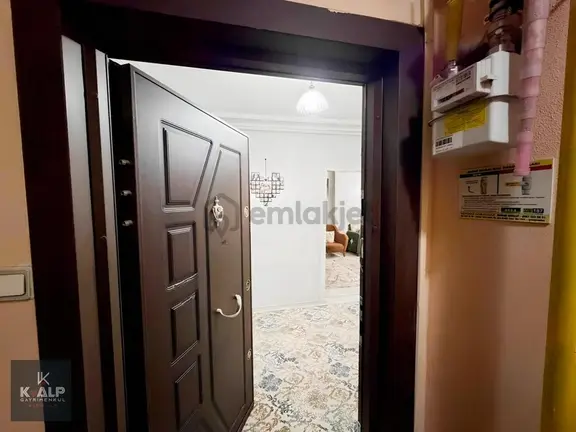 Orta Mahalle Kocatepe Okulu Yanında Satılık 3+1 Arakat Daire 2