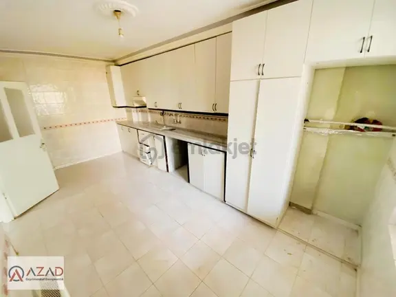 Azad-can Sağlık Kabini Yanı Kiralık 3+1 (130m2) Daire 1