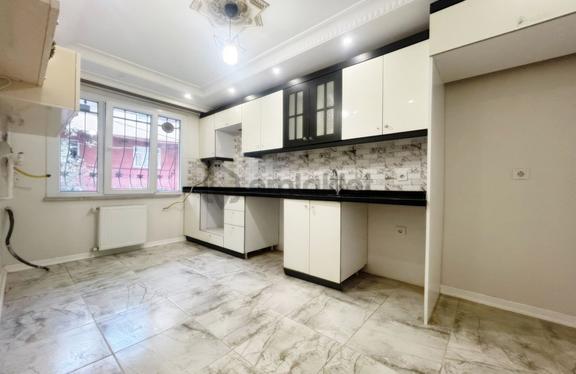 Esencan Hastanesi Yanında Ferah Geniş Full Dekorlu Satılık Yüksek Giriş 1