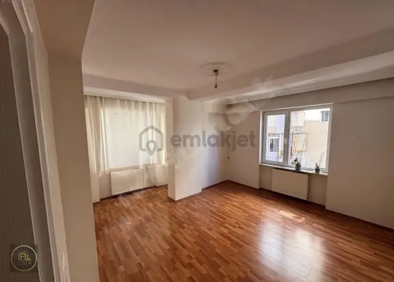 Fl Emlaktan 2+1 Namık Kemal Marmara Cadde Üzerinde Aileye Memura 1