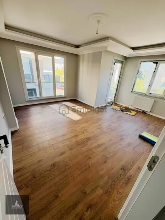 Kırklarleli Cumhuriyet Mahallesinde 2+1 Ara Kat Daire 2