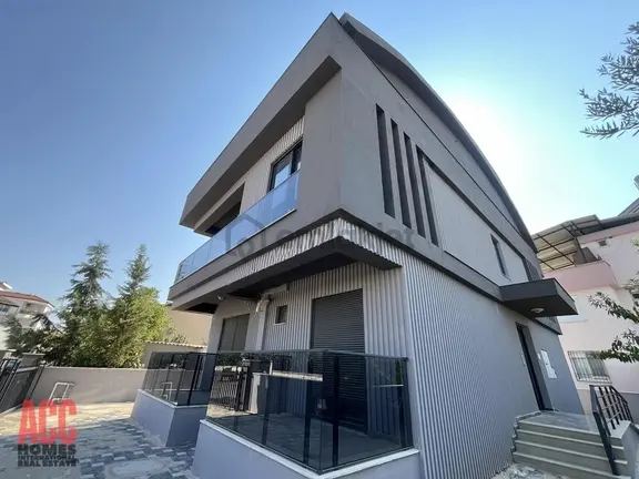 Acc Homes'tan İskanlı Ebeveyn Banyolu Teraslı 2+1 Satılık Daire 1