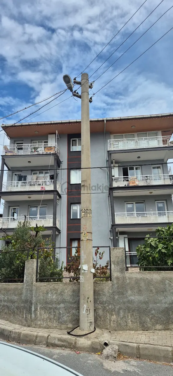 Bornova İnönü Mh De 3+1 Kiralık Lüks Daire 1