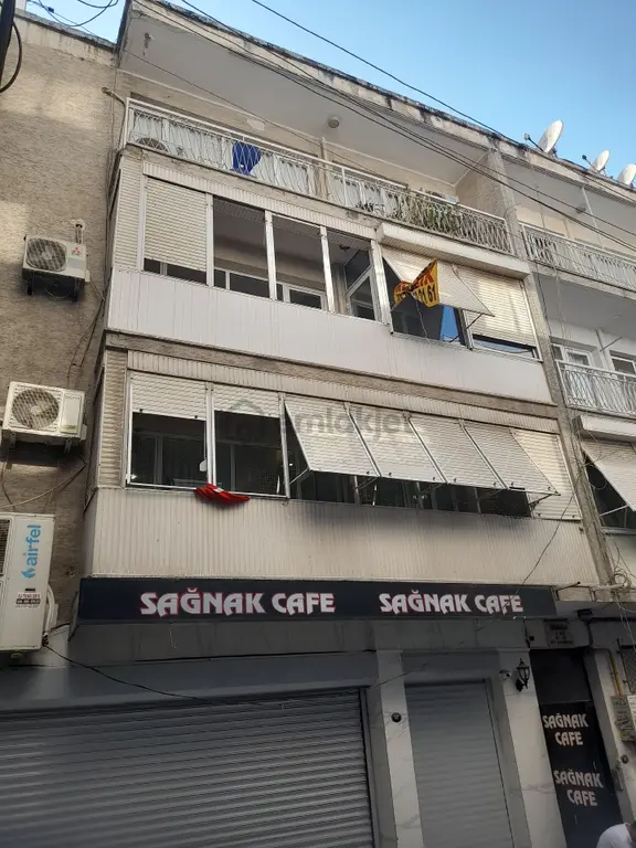 İzmir Konak Eşrefpaşa Kiralık 3+1,doğalgazlı Daire 1