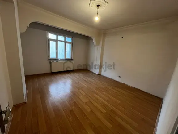 Eray Emlak’tan Kiralık Arakat 2+1 95m2 Kullanışlı Daire 2
