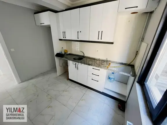 Yılmaz Gayrimenkulden Esentepede 1+1 70 M2 2