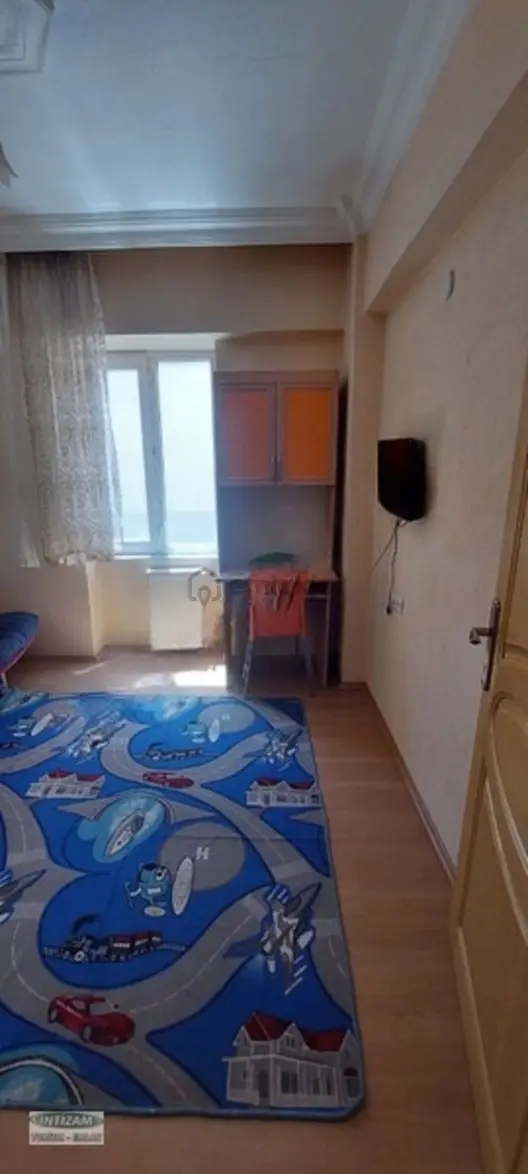 Adliyeye Yakın Ara Kat 2+0 Eşyalı Apart 2