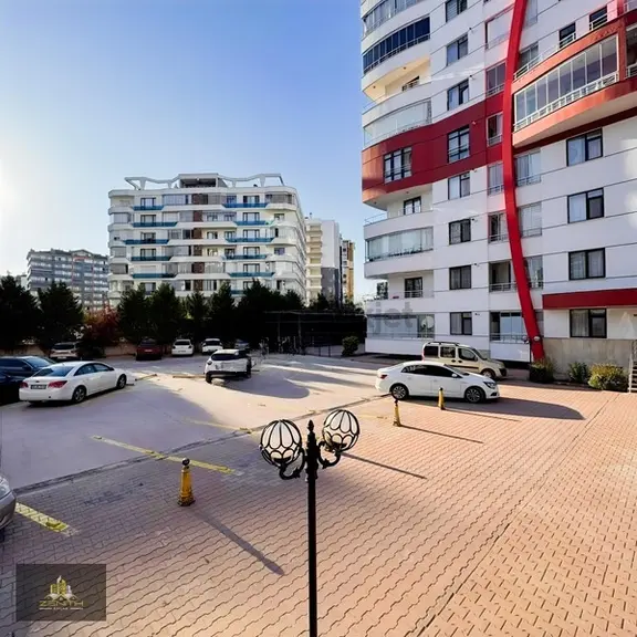 Zenith'den Yazırda Site İçi 3+1 Lüx Kiralık Daire 2