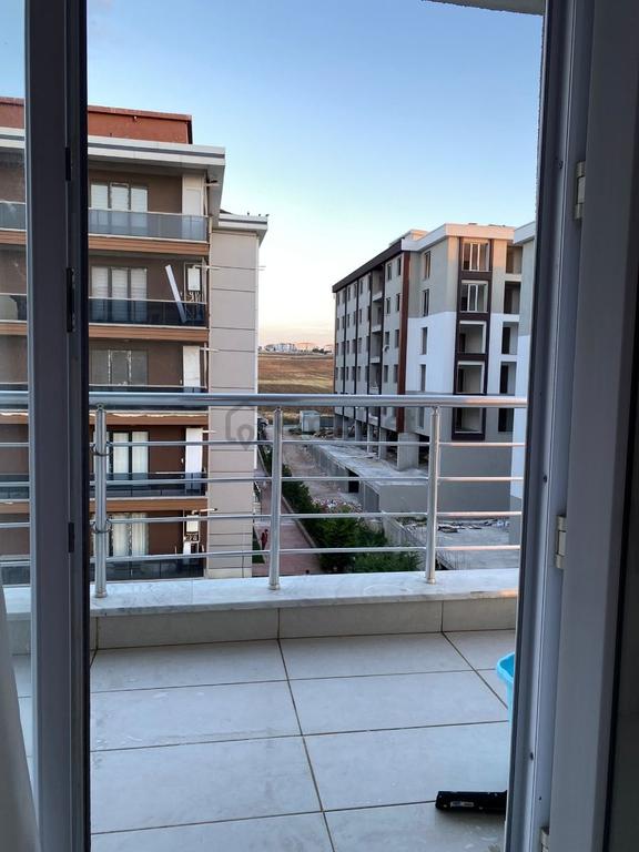 2+1 Ara Kat 90 Metrekare İskanlı Daire 1