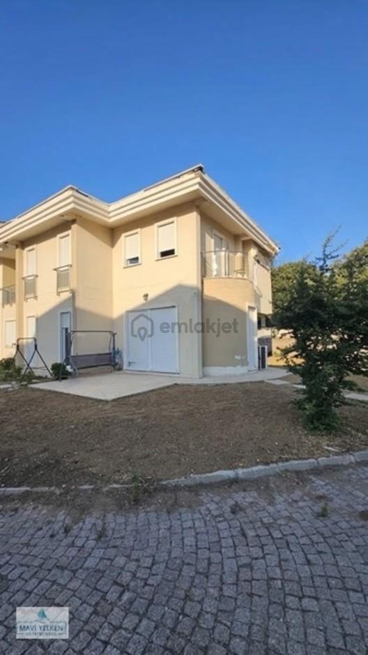 Güzelyalı Doğa Konaklarında Boğaz Manzaralı Kiralık Villa 2
