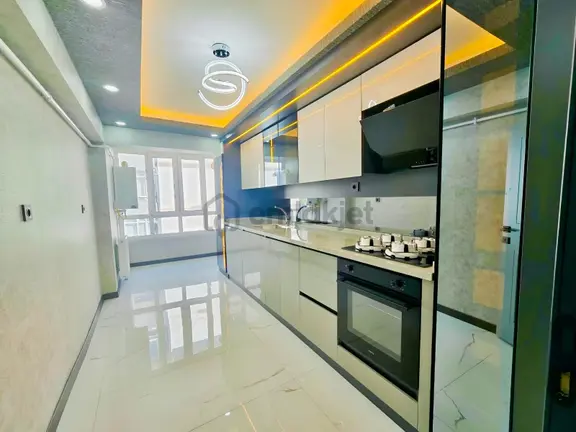 Sincan Akşemsettin Mah. Salon Bağımsız Lüks Yapılı Geniş Daire 1