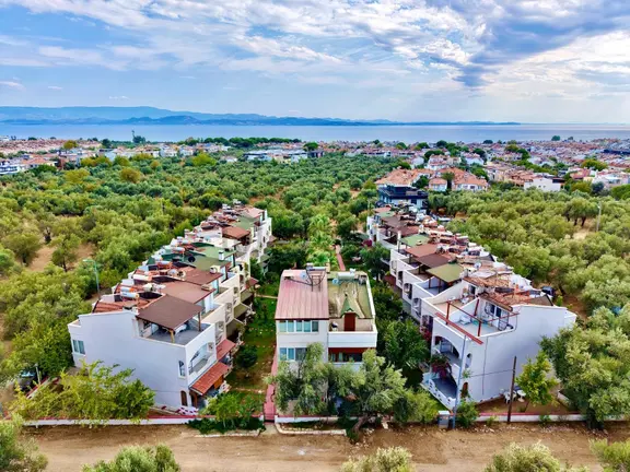 ▀güçten Gürede Kazdağı Manzaralı Denize 450m Bahçeli 3+1 Triplex 1
