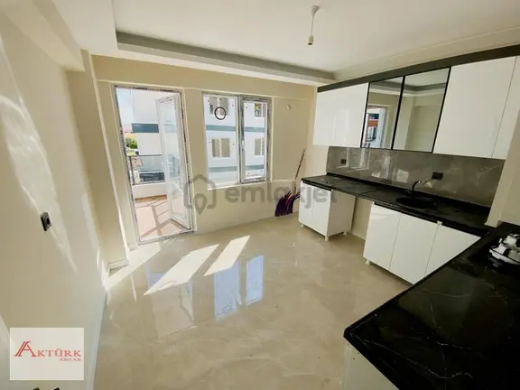 //aktürk Emlak\\k.otopark Kiler Ebeveyn B.xl Balkon 3+1 Daireler 2