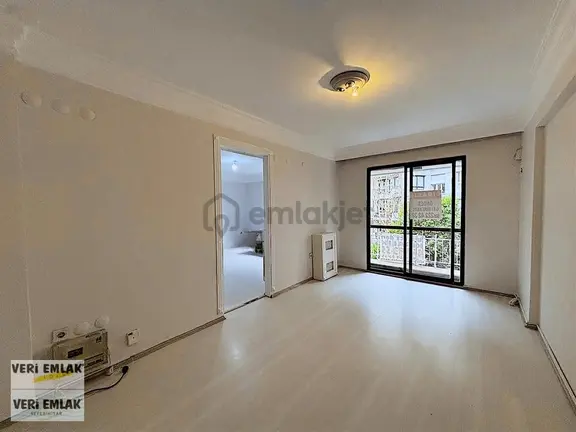 Alsancak Mimar Sinanda 2+1 Temiz,ferah,merkezi Kiralık İş Yeri 1