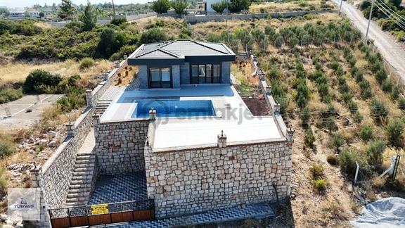 Didim Seyrantepe De Acil Satılık Lüks Villa 1