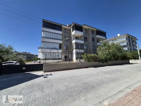 Onur Emlak Sancak Veysel Karani Cad. Yakını 3+1 Kiralık Daire 1