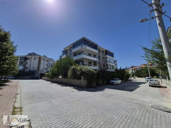 Onur Emlak Sancak Veysel Karani Cad. Yakını 3+1 Kiralık Daire 2