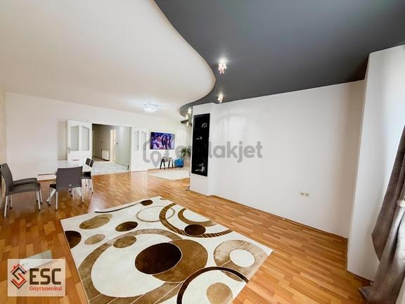 Esc'den Menderes Mh'de Geniş Oturumlu Satılık 3+1 Daire Esc2491a 2