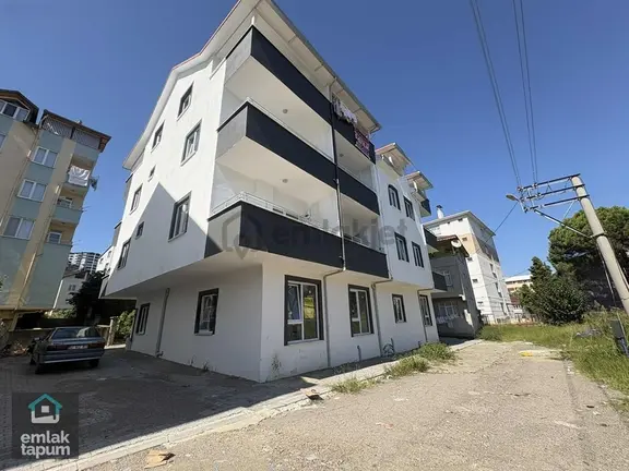 Evkaf Mandırada 50 M² 1+1 Yeni Binada Hastaneye Yakın Daire 2