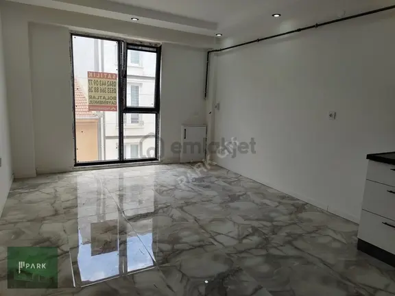 Park Gayrimenkul'den Şirintepede Satılık Sıfır Ara Kat 1+1 Daire 2