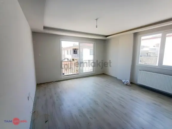 Atatürk Mahallesi'nde 2+1 Kapalı Mutfak, Satılık Daire 1