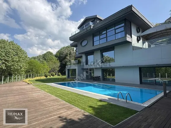 Remax 7 Tepe'den Acarkent'te Lüks Ve Doğayı Birleştiren Villa 1