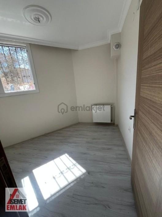 İzmir Kazım Karabekir Mah. Yeni Binada 2+1 Doğalgazlı Otoparklı 2