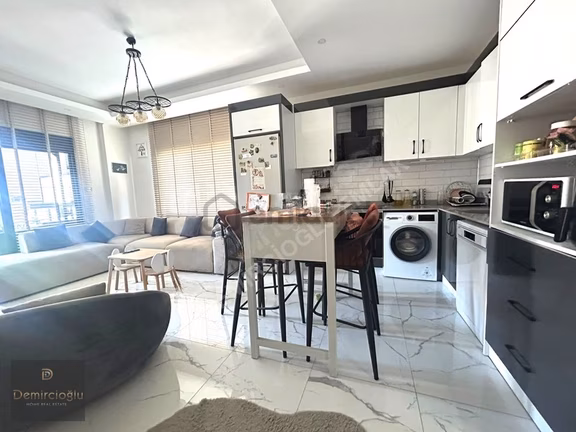 Alanya Yukarı Oba'da Acil Satılık Site İçerisinde 2+1 Daire 2