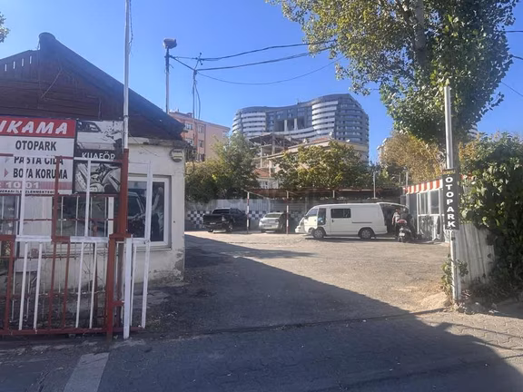 Kadıköy Muratpaşa Caddesi Üzerinde 767 M2 Satılık İmarlı Arsa 1