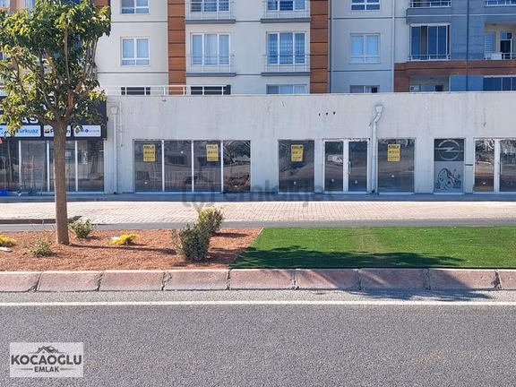 İldem Gesiyolu Cadde Üzeri Sıfır 450m2 Kiralık Dükkan 1