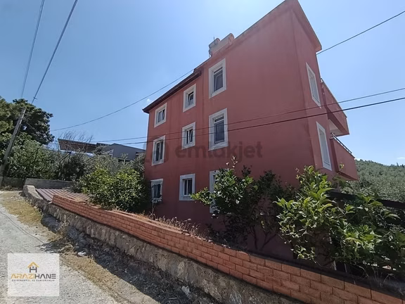 Milas Baharlı Mahallesi Satılık 4 Katlı Ev Ve Arsası 1