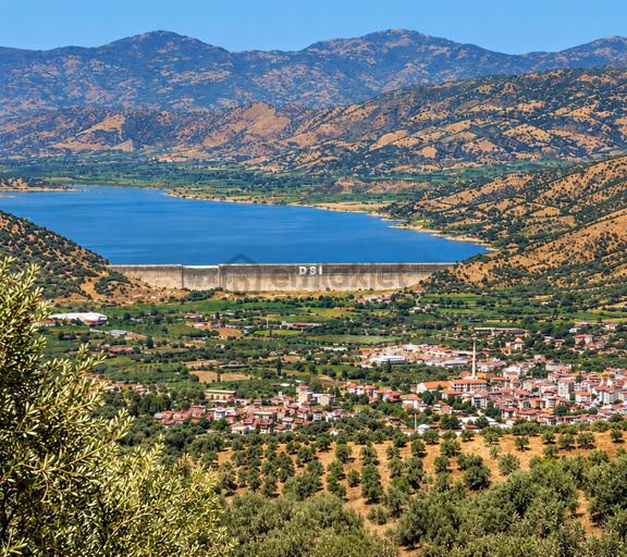 Sahibinden İzmir Beydağ'da Yatırımlık Zeytinlik Vasıflı Satılık Arazi 1