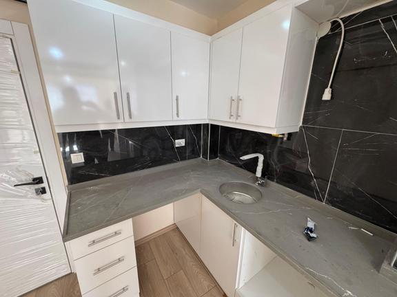 Bornova Mevlana Mahallesi'nde 1+1 Sıfır Kiralık Daire 2