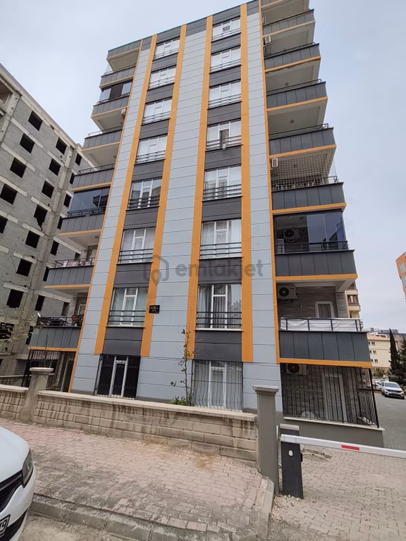 Satılık 2+1 Giriş Kat 1