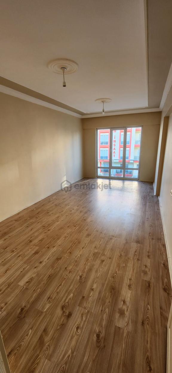 Acilll Sahibinden Acil Satılık 3+1 - Cadde/bulvar Cepheli 2