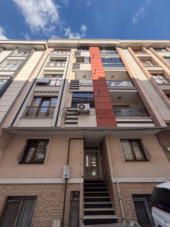 Esenyurt Bağlarçeşme Mahallesi Acil Kiralık 2+1 1.kat Balkon Asansör Boş Daire Yerli Yabancı Uygun 2