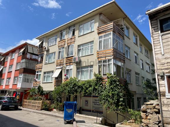 Bağlarbaşı Metro Yakını,yatırımlık 80m² Satılık 2+1 Açık Otopaklı Daire 1