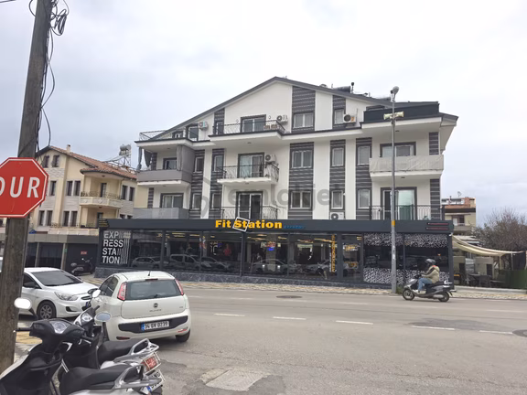 Goldhouse Dan Kiralık Baha Şıkman Caddesinde 3+1 Merkezi Konumda Daire 1