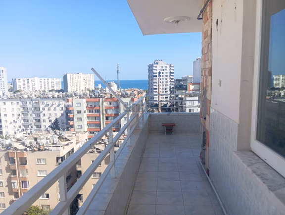 Vega'dan Mezitli Akdeniz Mahallesi'nde Deniz Manzaralı Doğalgazlı Kiralık 3+1 1