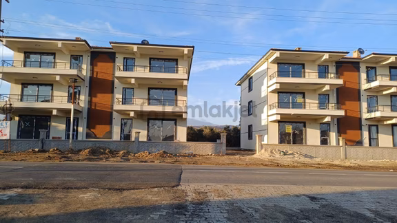 Tekirdağ Şarköy Camikebir Mahallesinde Satılık Sıfır Daire 1