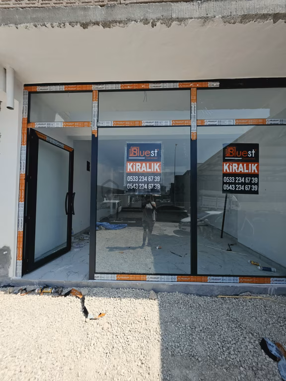 Mersin Erdemli Çevre Yolu Hal Yanında Yıllık Kiralık Dükkan 2