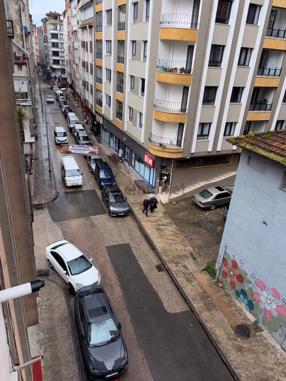 Mustafakemalpaşa Mahallesinde 2+1 Satılık Daire 1